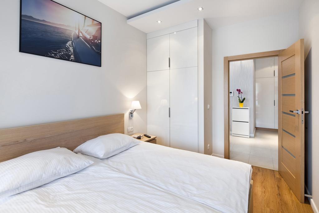 Apartamenty Szeroka - Old Town Holidays Home Gdansk Room photo